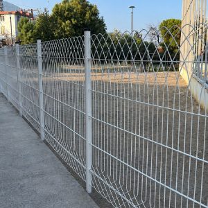 reja-milan-blanca-securimetal_Mesa de trabajo 1